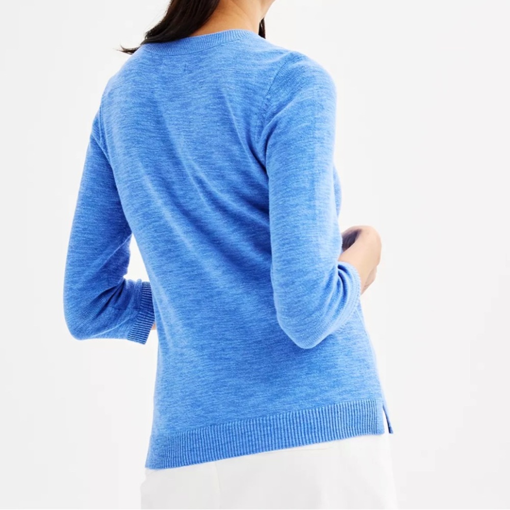 Lightweight Blue V-Neck Sweater - Picture 4 of 5